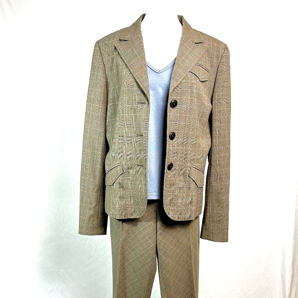 Kenneth Cole Tan & Blue Business Suit